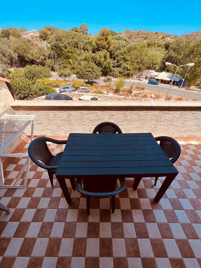 Il Maestrale Apartment La Maddalena  Luaran gambar
