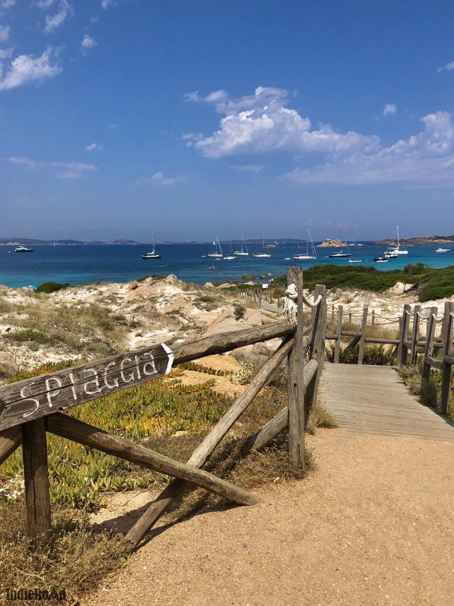 Il Maestrale Apartment La Maddalena  Luaran gambar